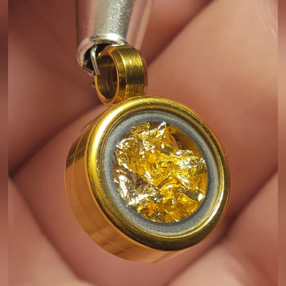 14k Gold Filled Pendent W/ 24k Gold Flakes - 15mm - Picture 4 of 7